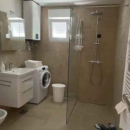 Apartamento Lakic